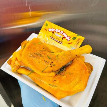 ĐÙI GÀ Ủ MUỐI