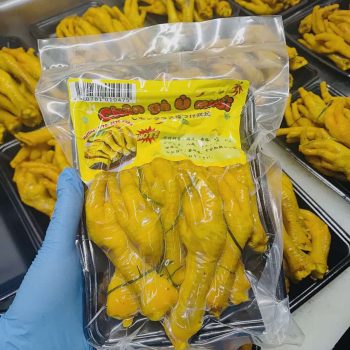 Chân gà ủ muối